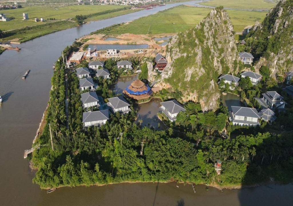 Tận Hưởng Kỳ Nghỉ Thanh Bình Với Minawa Kenhga Resort & Spa Ninh Bình