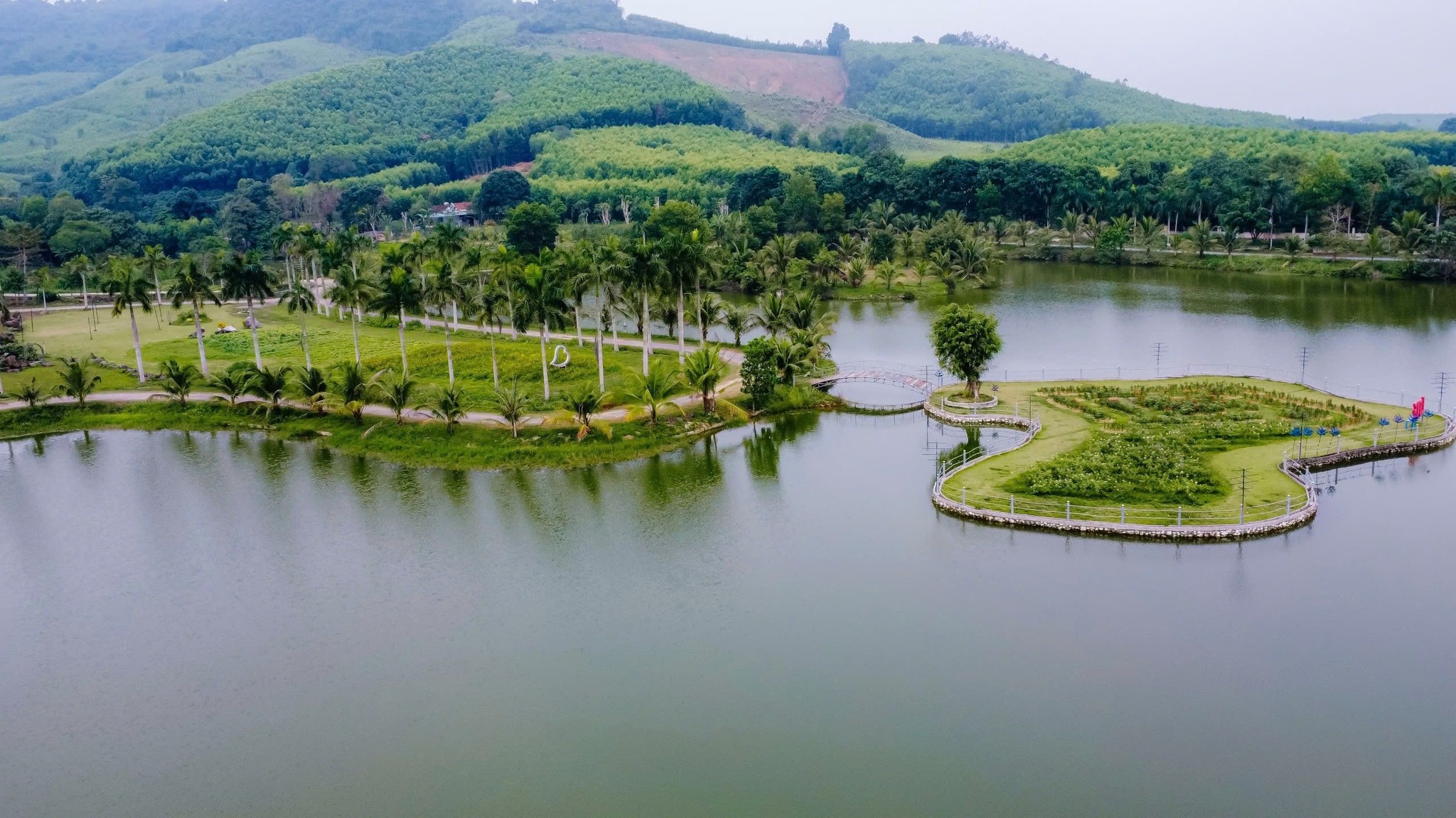 Thung lũng Hoa Phủ Quỳ