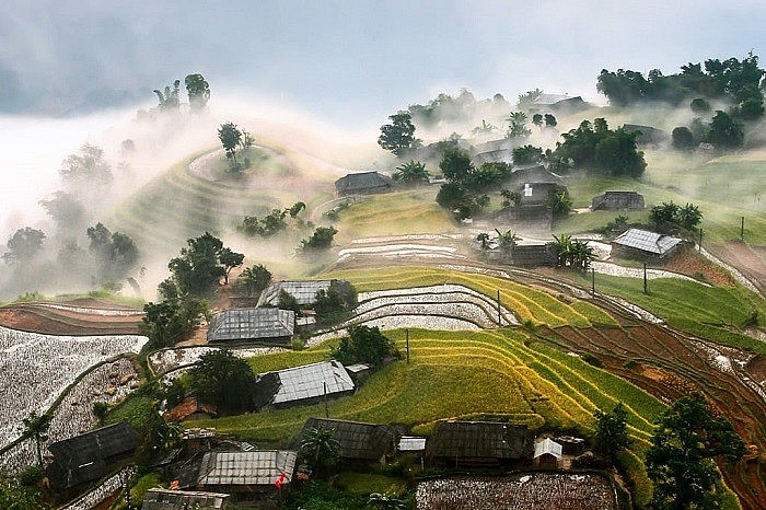 Na Lan Village
