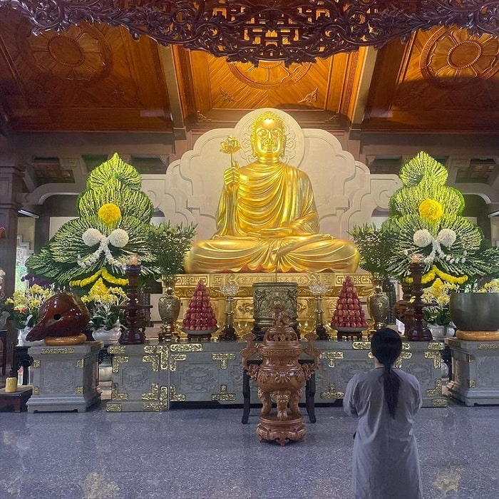 Mỗi năm, nơi đây thu hút lượng lớn người đến tham quan, sinh hoạt và bái Phật, vãn cảnh nếu có dịp du lịch Đồng Nai.