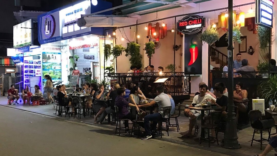 Một Buổi Tối Đặc Biệt Tại Red Chilli: Món Ngon, Không Gian Thư Giãn