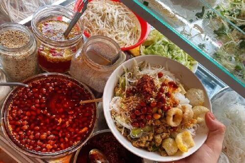 Cơm hến Bà Cam – Một góc ẩm thực dân dã