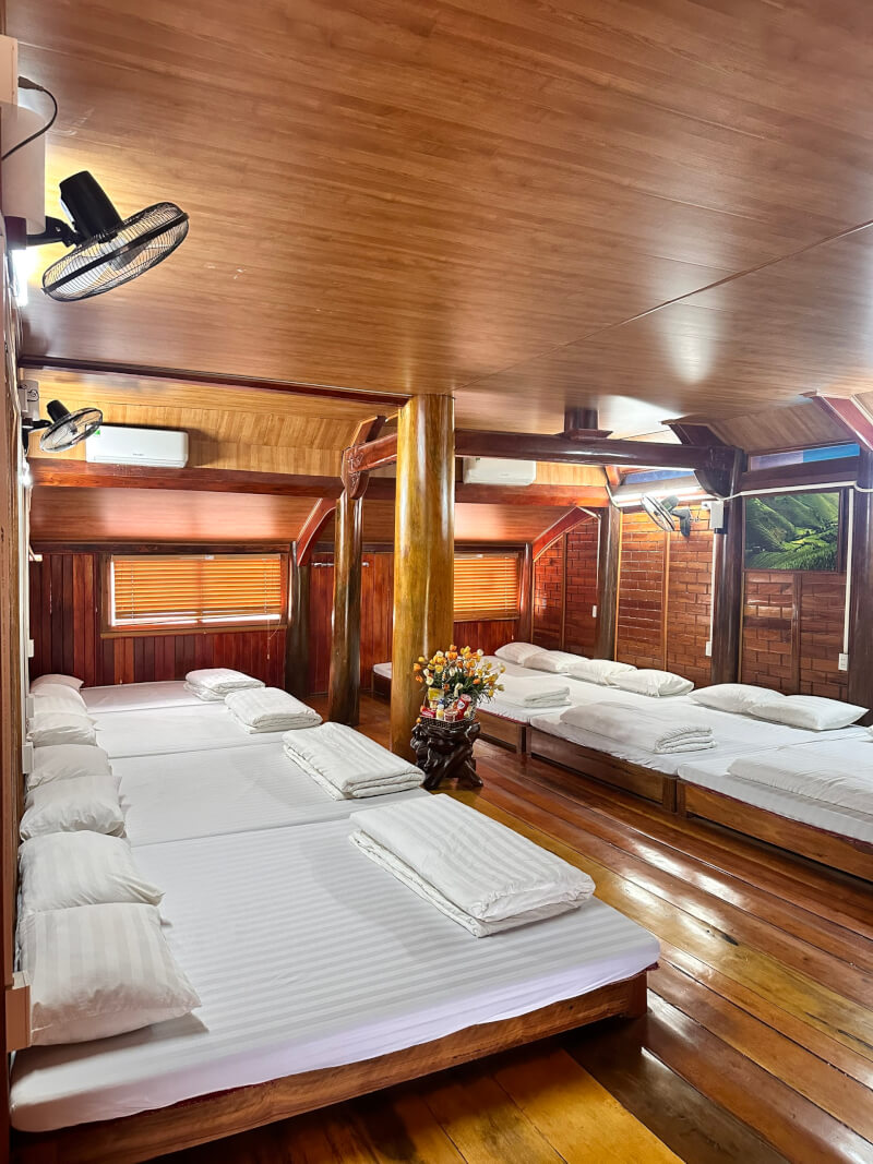 Sàn Luxury Ban