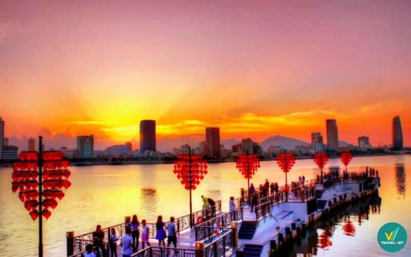 Cầu Tình Yêu