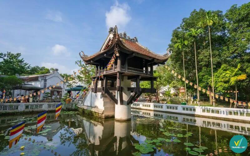 Vivu chùa Một Cột độc đáo mang đậm dấu ấn lịch sử
