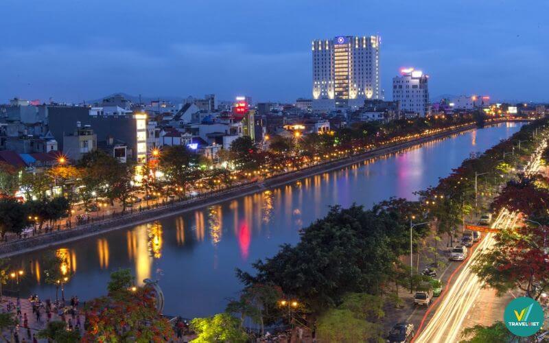 Dạo chơi Hồ Tam Bạc