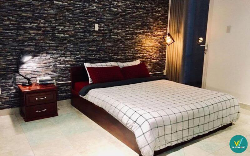 08 Homestay