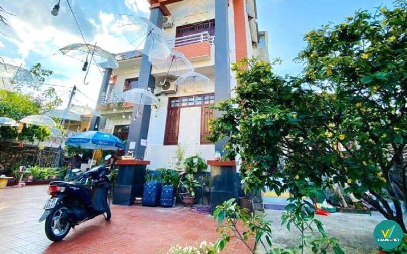 RiverView HomeStay