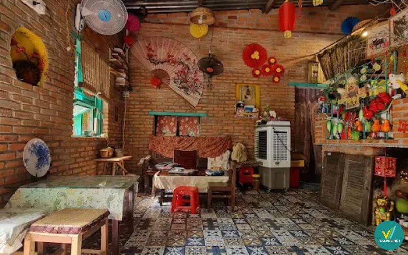 Ông bà Bích Cafe