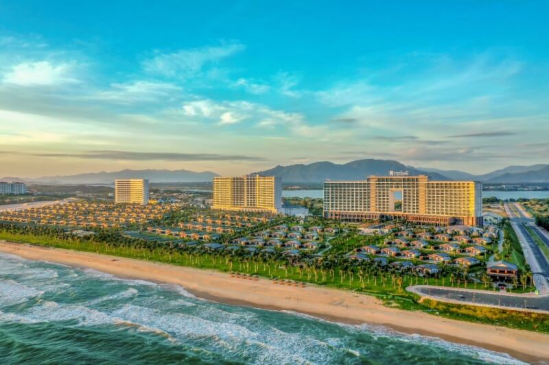 Vịnh Cam Ranh - Bãi Dài